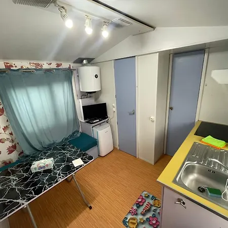 Camping Casă Mobilă 2 *