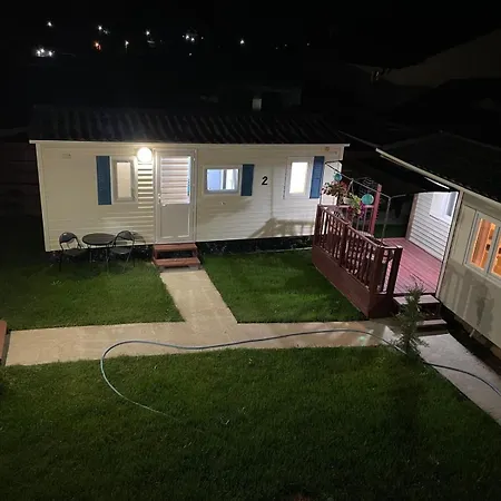 Campsite Casa Mobila 2 *